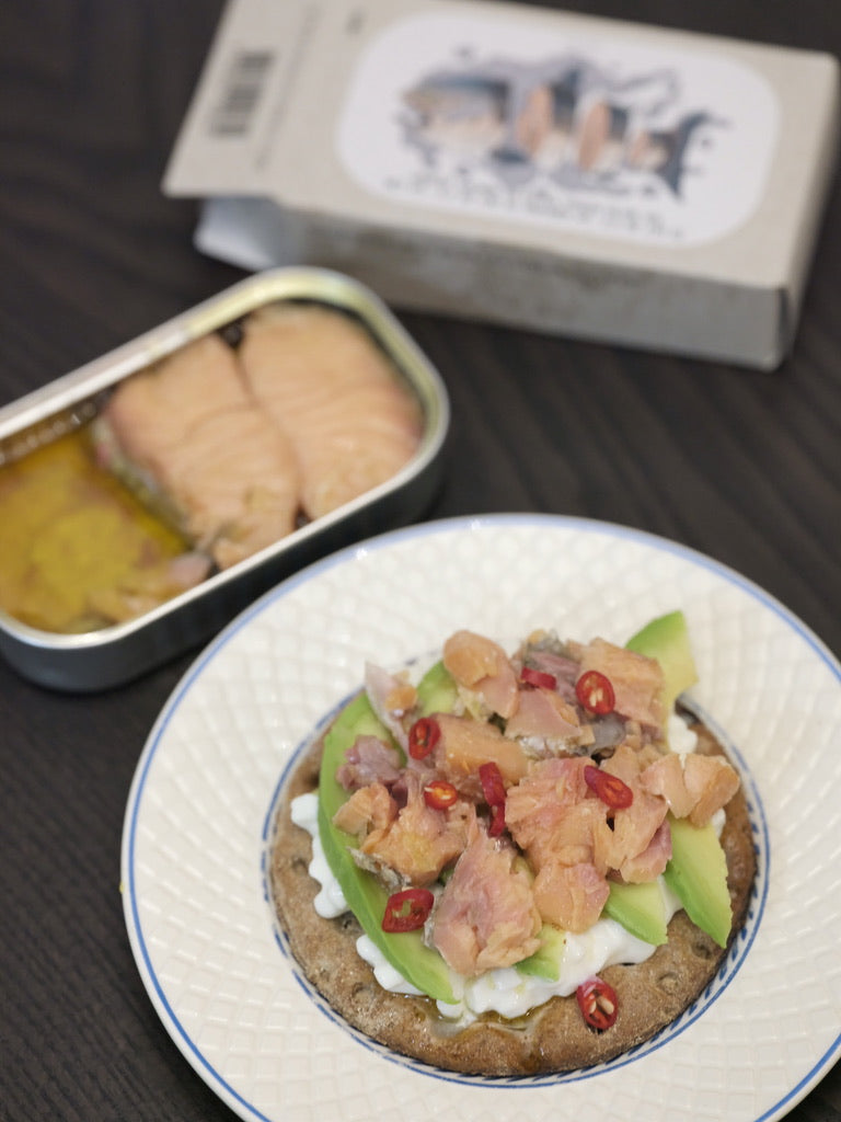 José Gourmet Smoked Salmon in Olive Oil